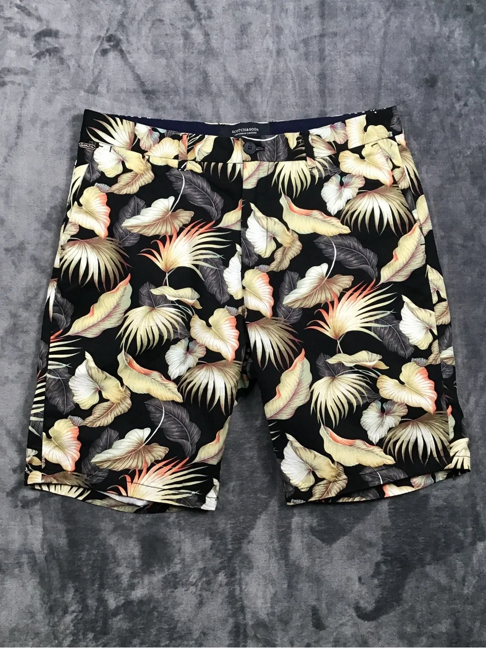 Scotch and Soda men’s shorts 30 waist